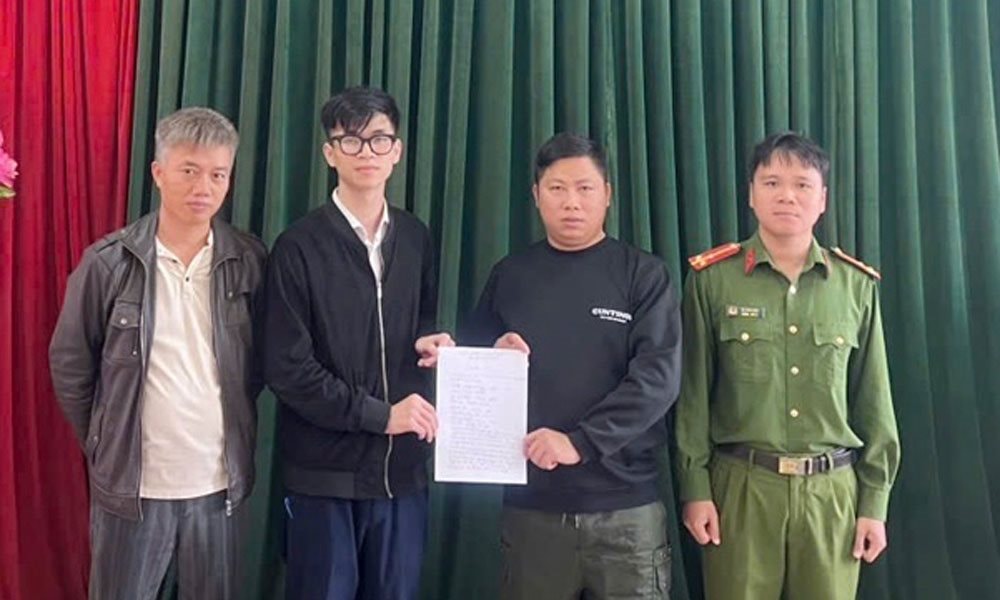 Chỉ trong 1 ngày, chủ tài khoản MBBank nhận được tổng cộng 1,5 tỷ đồng từ 2 người lạ: Công an nhanh chóng vào cuộc - Ảnh 2.