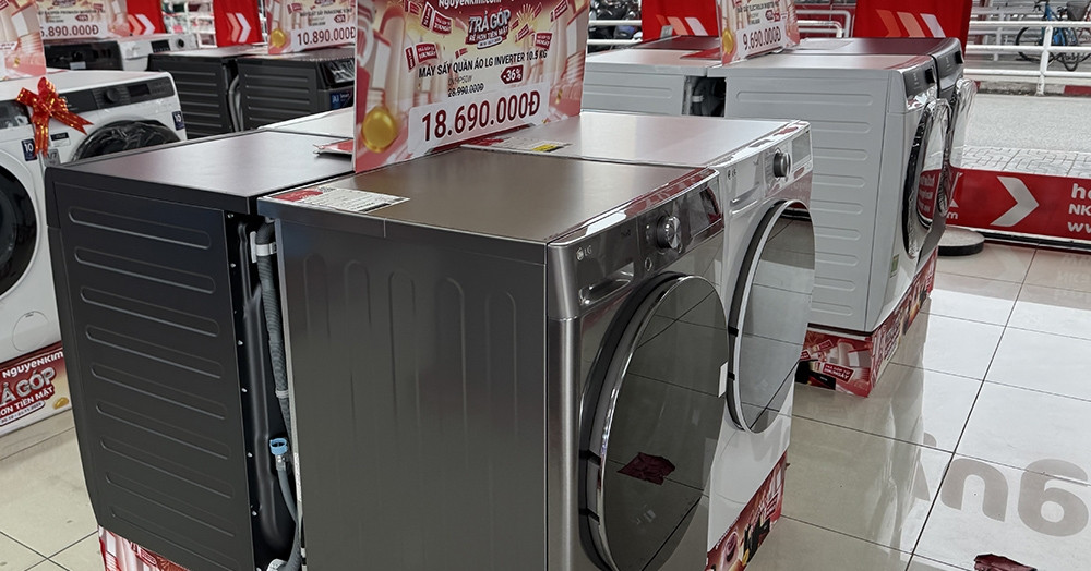 Máy giặt cao cấp giảm sâu tới 19 triệu đồng