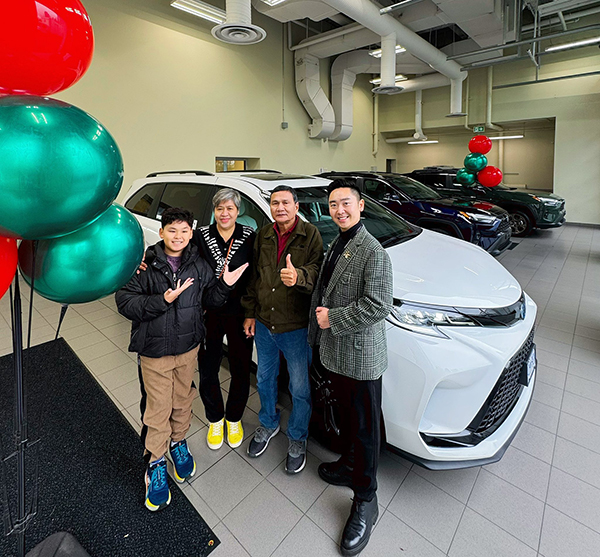 bố mẹ Diễm Hương đã mua xế hộp tặng cháu ngoại chưa chào đời - Ảnh 2. bố mẹ Diễm Hương đã mua xế hộp tặng cháu ngoại chưa chào đời - Ảnh 2.