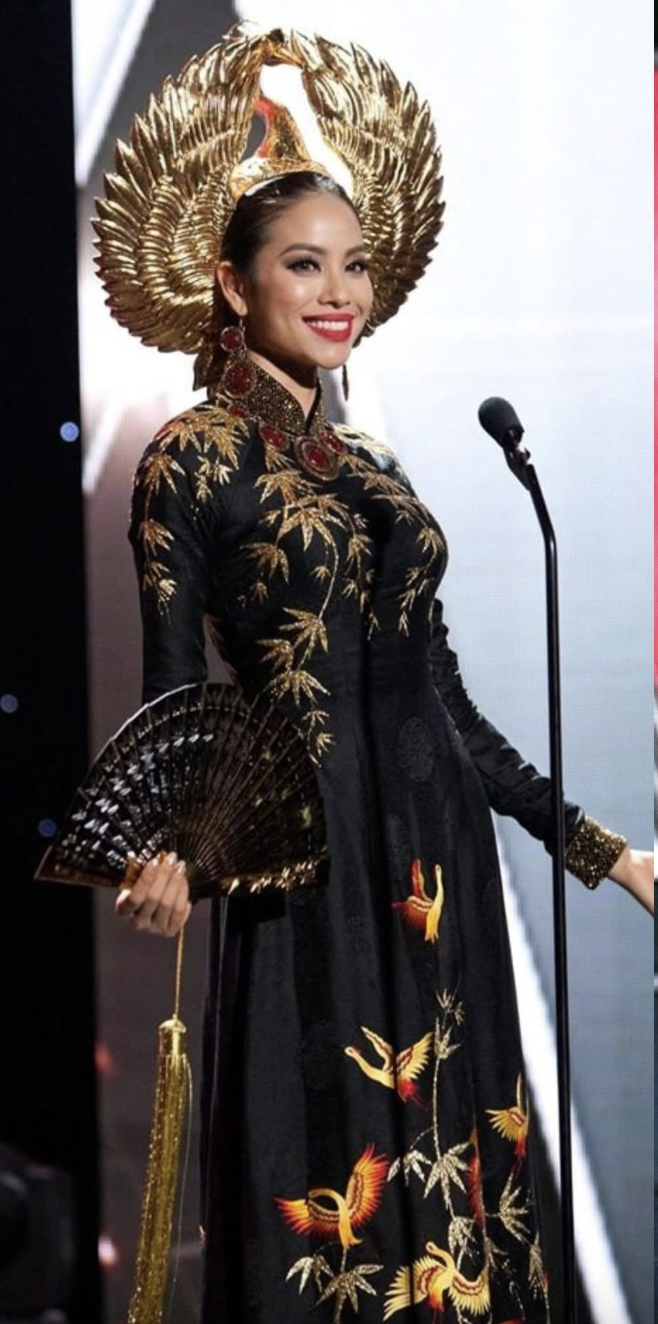 Hương Giang gây bất ngờ với trang phục dân tộc tại Miss Universe 2025 - Ảnh 8.