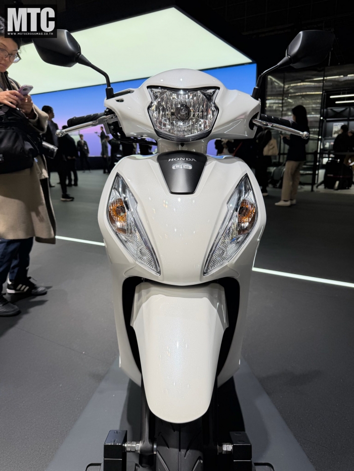 Trải nghiệm xe ga Honda Vision 2026 giá 33 triệu đồng đẹp long lanh, trang bị lấn át SH Mode - Ảnh 3.