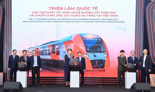 Những con số biết nói từ Tuần lễ Công nghiệp & Công nghệ Việt Nam 2025 - Ảnh 3. Những con số biết nói từ Tuần lễ Công nghiệp & Công nghệ Việt Nam 2025 - Ảnh 3.