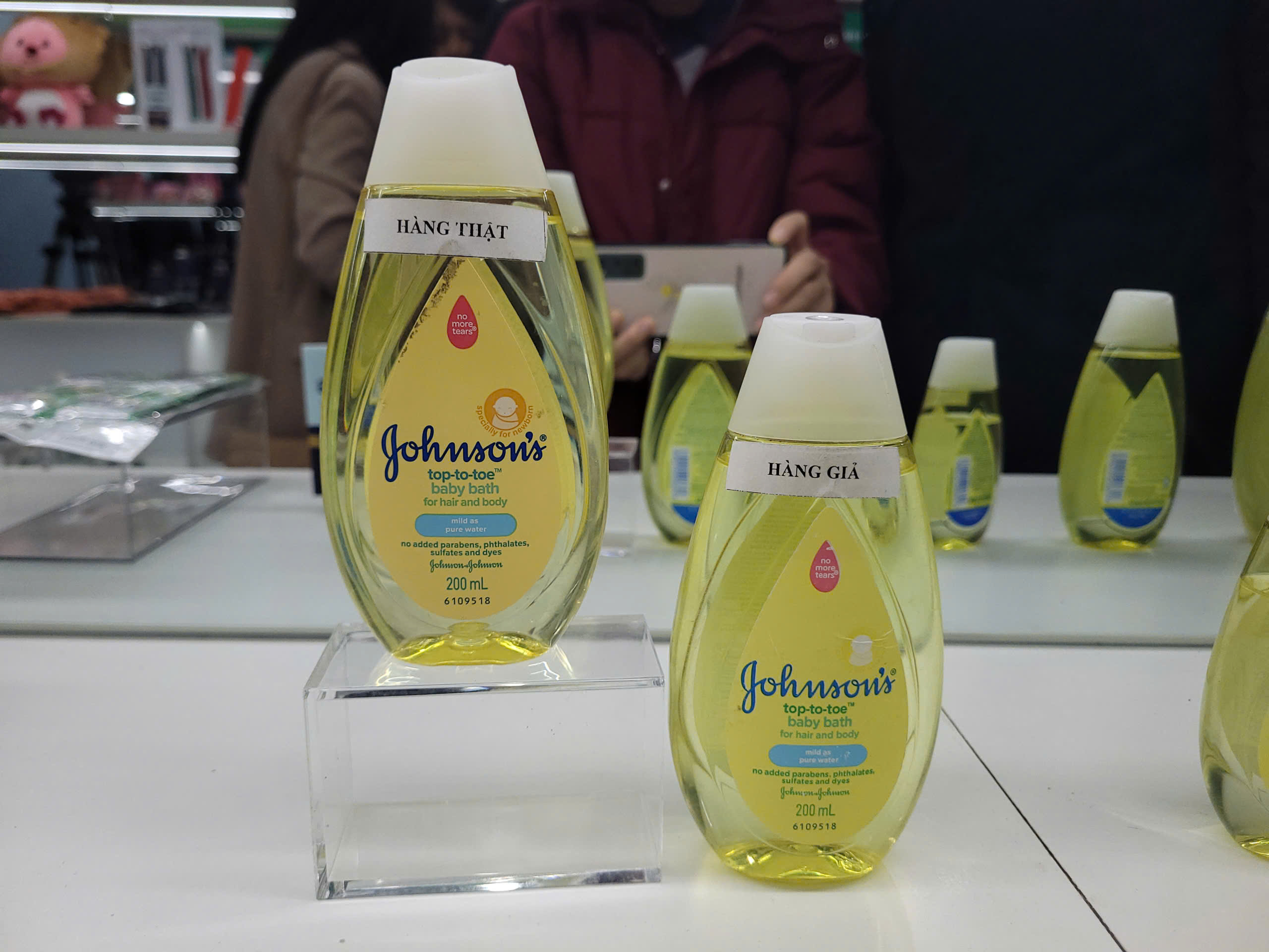 Cận cảnh mỹ phẩm Nhật Bản giả tinh vi và cách bảo vệ người tiêu dùng - Ảnh 11.