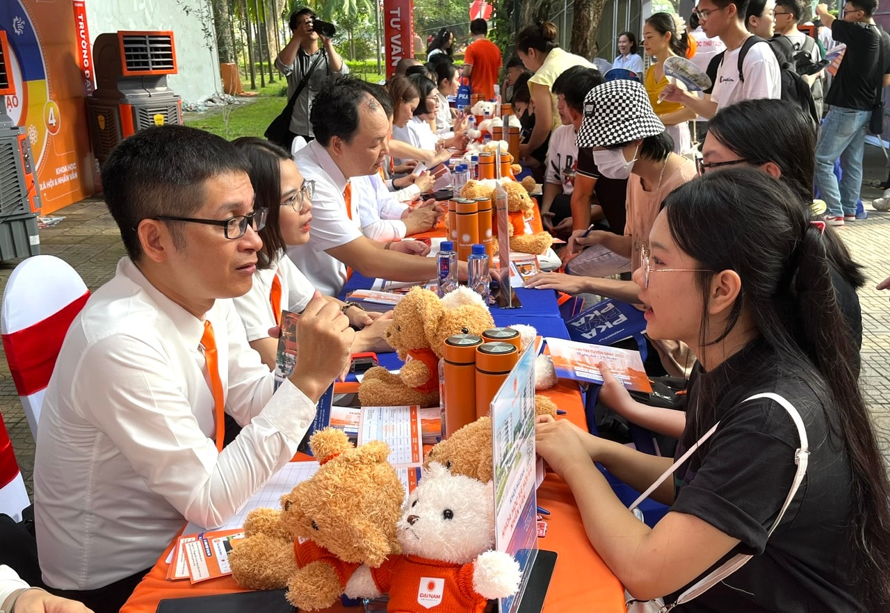 Lưu ý với thí sinh có nguyện vọng xét tuyển đại học bằng học bạ năm 2026 - Ảnh 1.