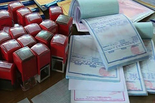 Mua bán hóa đơn trái phép gần 20 tỷ đồng, 2 đối tượng bị khởi tố- Ảnh 1.