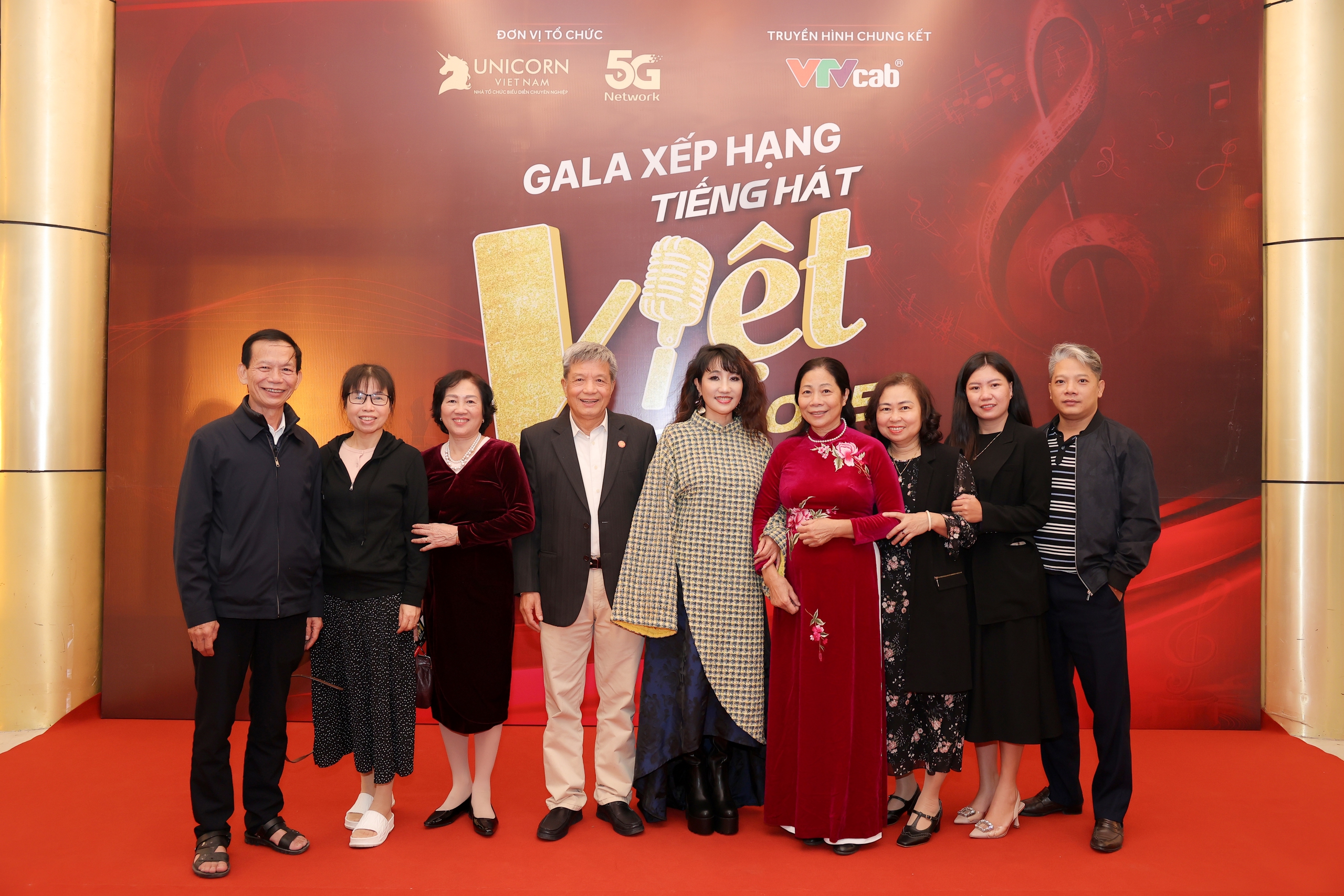 Gala Xếp hạng Tiếng hát Việt toàn cầu 2025: Đêm nhạc mãn nhãn, khép lại hành trình tìm kiếm tài năng âm nhạc Việt - Ảnh 1.