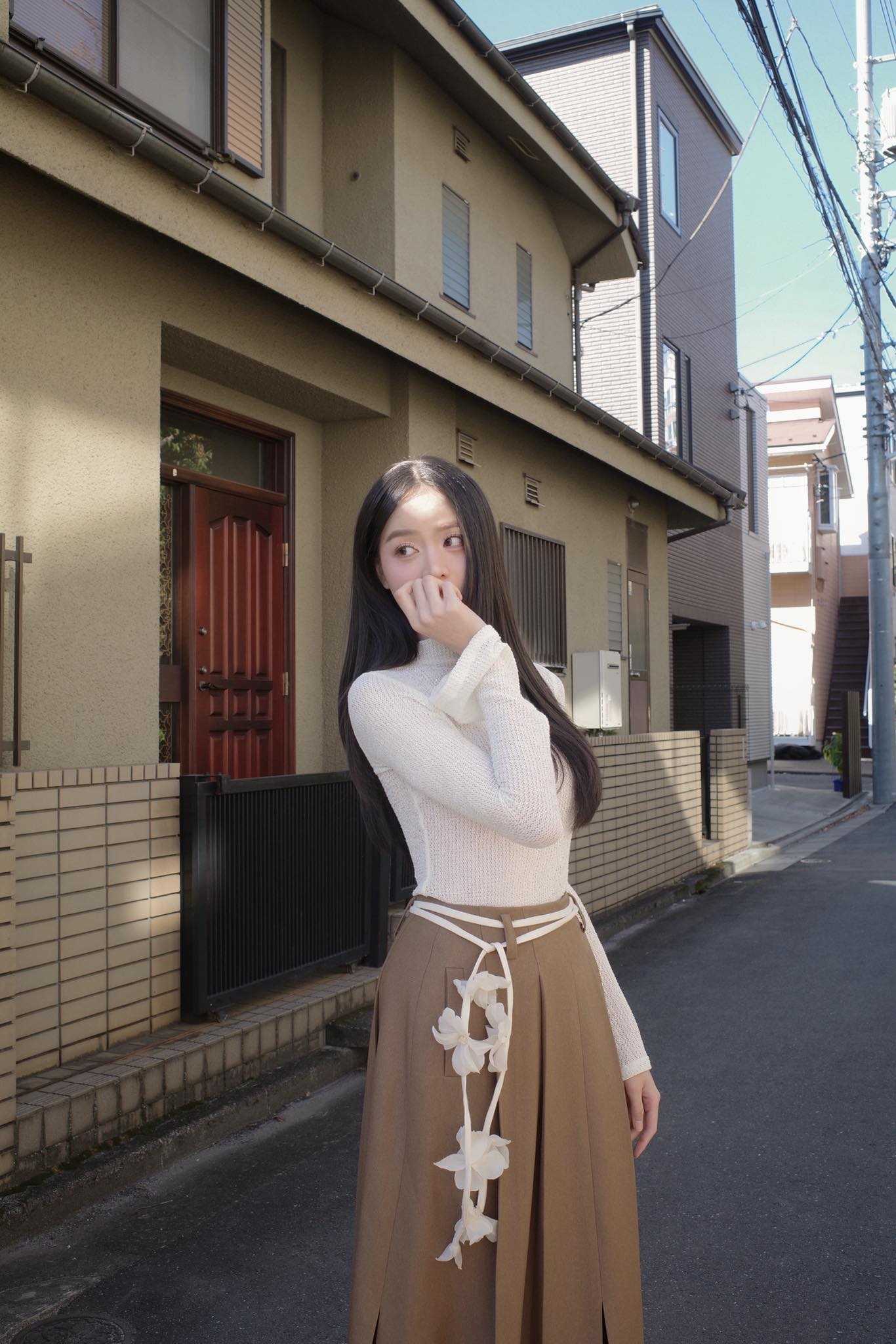 Hoa hậu thanh thủy tỏa sáng trên đường phố Nhật Bản với bí quyết làm đẹp đặc biệt - Ảnh 5.