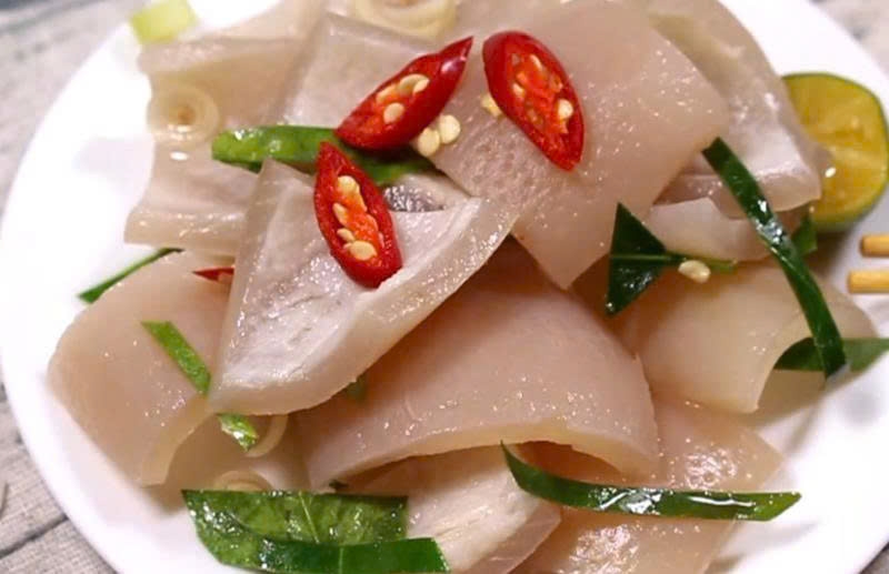 Bì lợn có tốt không? Tác dụng và những món ngon từ bì lợn - Ảnh 1.