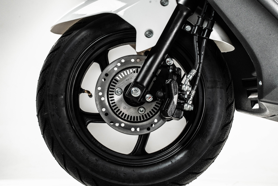 Xe ga 150cc giá 19,5 triệu đồng có ABS sánh ngang SH, rẻ hơn cả Vision, chỉ như xe số Wave Alpha - Ảnh 6.