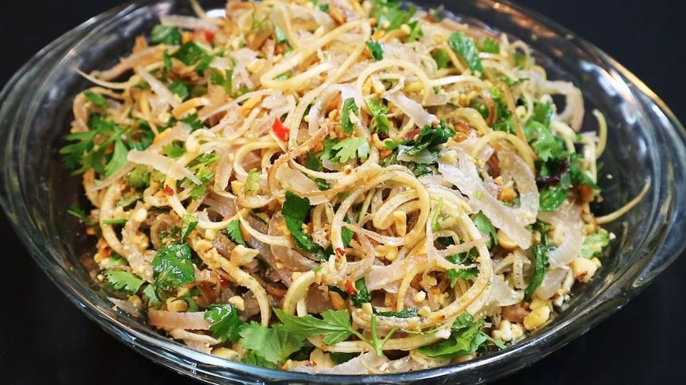 Bì lợn có tốt không? Tác dụng và những món ngon từ bì lợn - Ảnh 13. Bì lợn có tốt không? Tác dụng và những món ngon từ bì lợn - Ảnh 13.