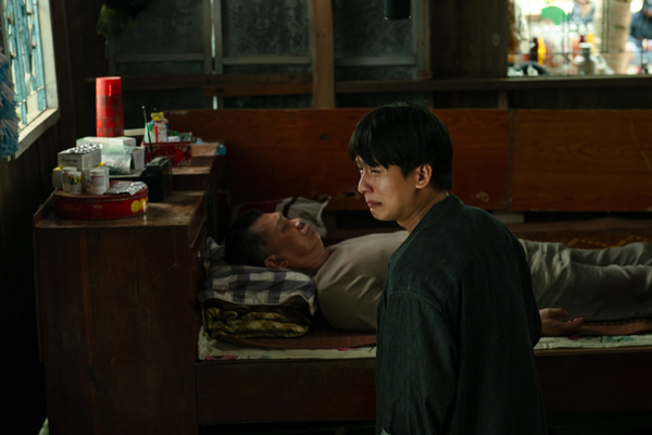 NSND Hồng Vân thành bà mối bất đắc dĩ, bê cả tính cách thật ngoài đời lên phim - Ảnh 3.