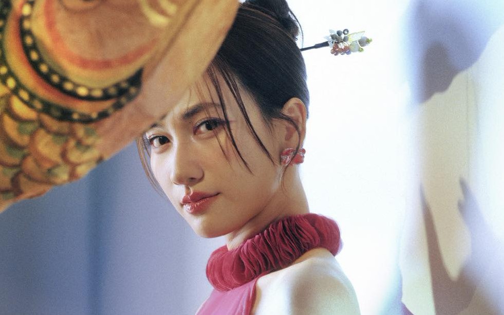 Hà Anh Tuấn nhận giải tại Liên hoan phim Việt Nam 2025 với phim tài liệu độc lập - Ảnh 1.