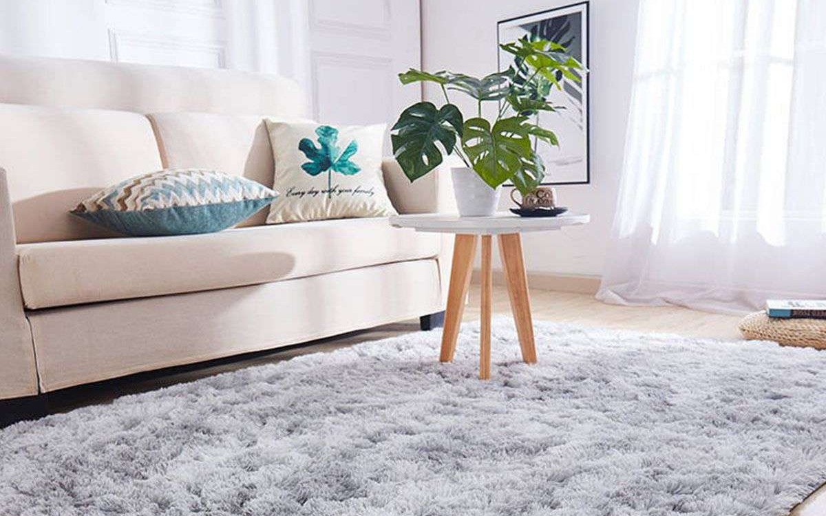 Chọn thảm trải sàn phòng khách để thu hút tài lộc và làm nổi bật không gian - Ảnh 1. Chọn thảm trải sàn phòng khách để thu hút tài lộc và làm nổi bật không gian - Ảnh 1.