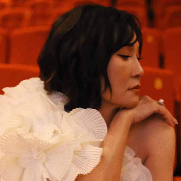 Hồng Đào tuổi 64 giành giải thưởng lớn ở LHP Việt Nam, tận hưởng cuộc sống 'không phụ thuộc ai' - Ảnh 4.