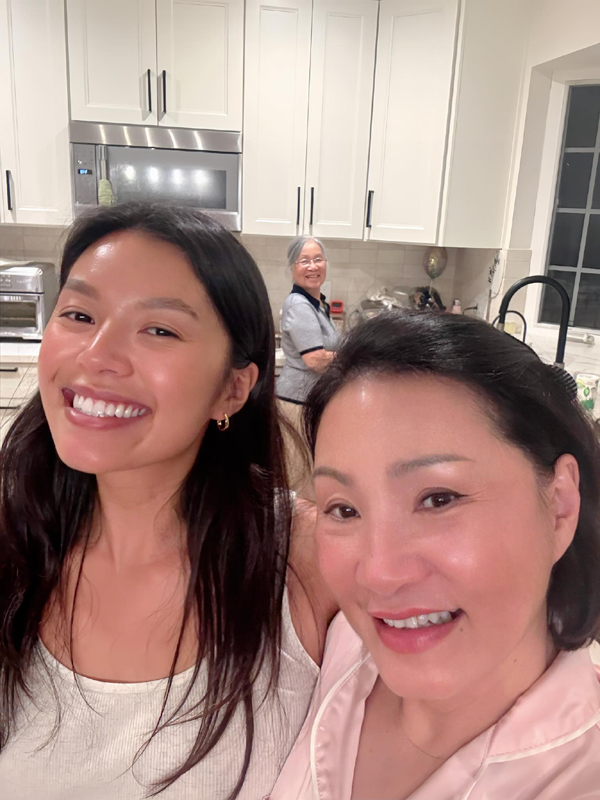 Hồng Đào tuổi 64 giành giải thưởng lớn ở LHP Việt Nam, tận hưởng cuộc sống 'không phụ thuộc ai' - Ảnh 5.