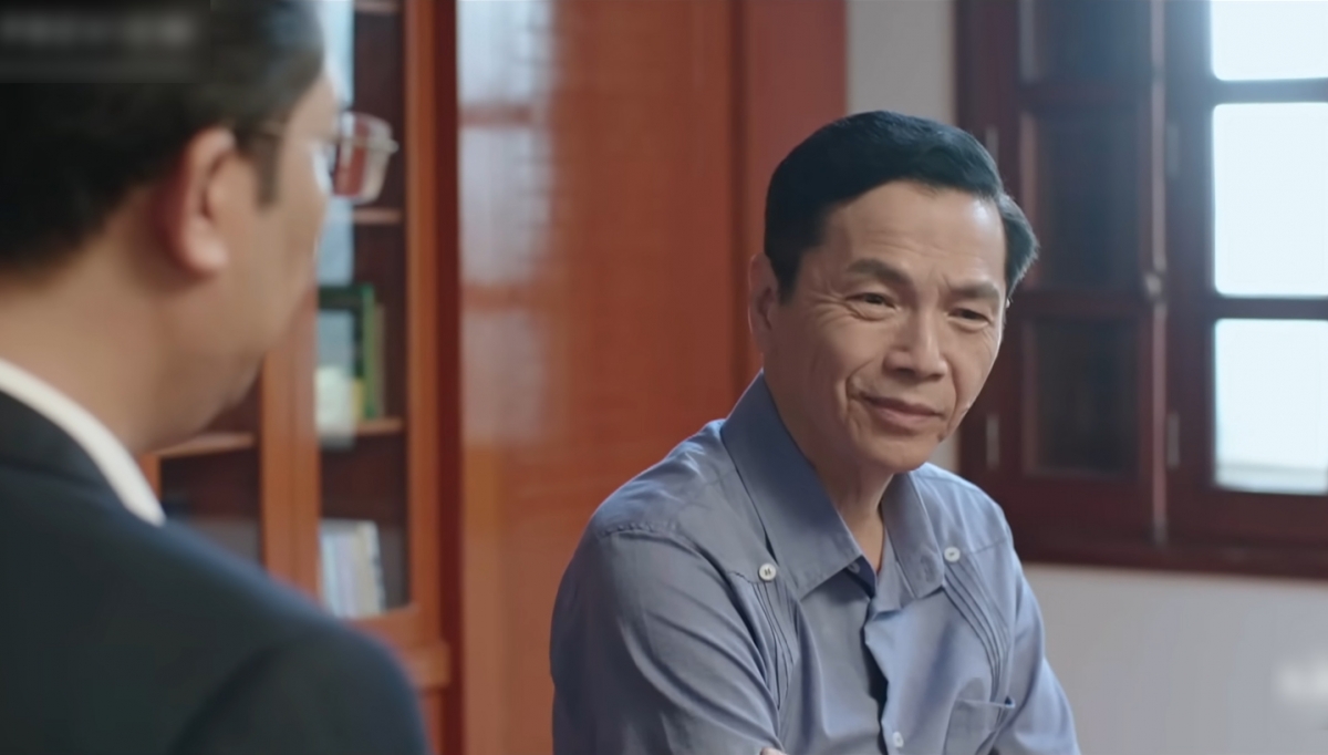 Viên (Doãn Quốc Đam) thương lượng với Bùi Hằng Thu (Hồng Diễm) để tìm cách thoát thân - Ảnh 3.