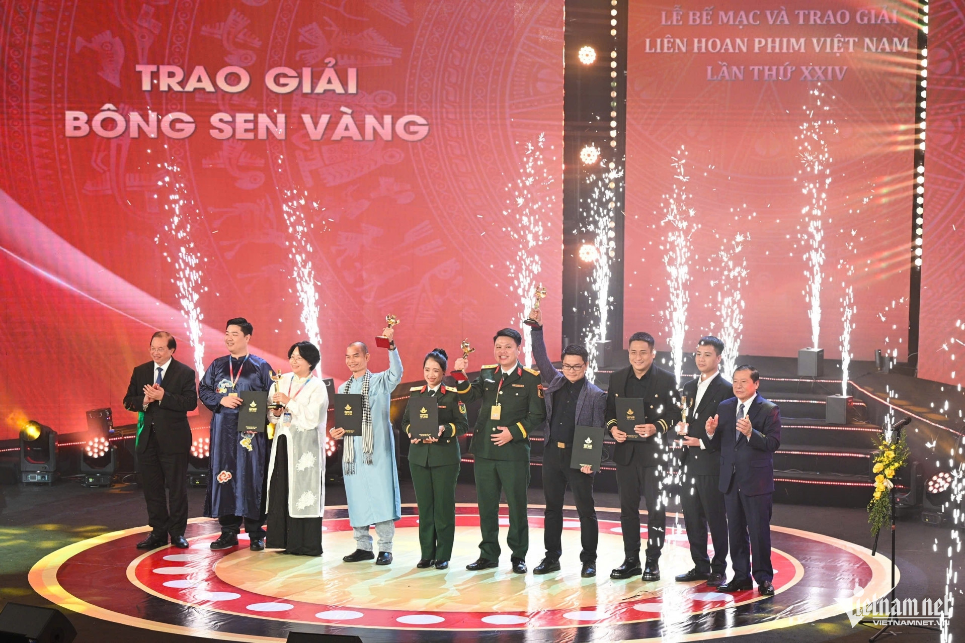 Niềm vui bất ngờ của diễn viên Minh Tiệp tại LHP Việt Nam 2025 - Ảnh 3.