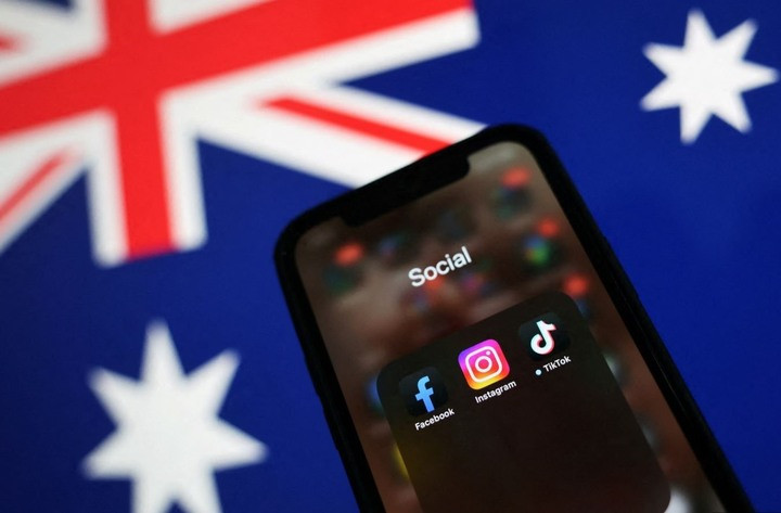 Cấm trẻ em sử dụng mạng xã hội: Câu chuyện 'nóng' của nhiều quốc gia - Ảnh 1.