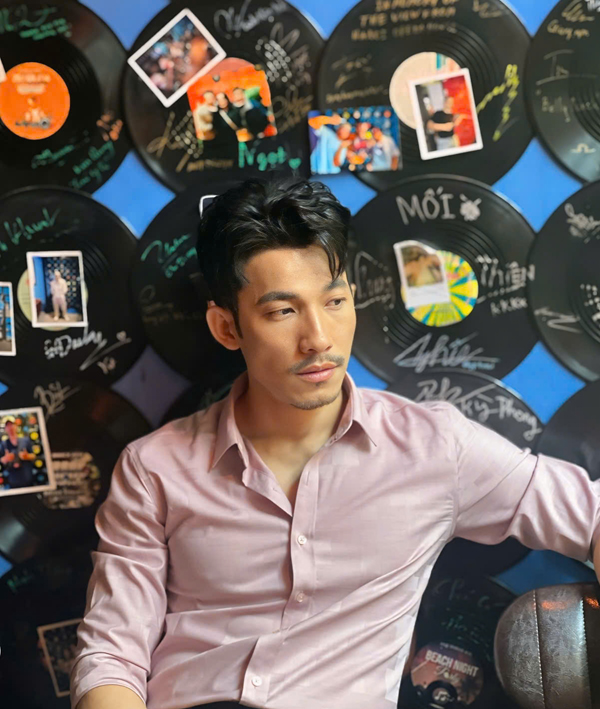 Liên Bỉnh Phát tiết lộ về bạn gái là đồng nghiệp - nữ ca sĩ quen mặt với khán giả - Ảnh 4.