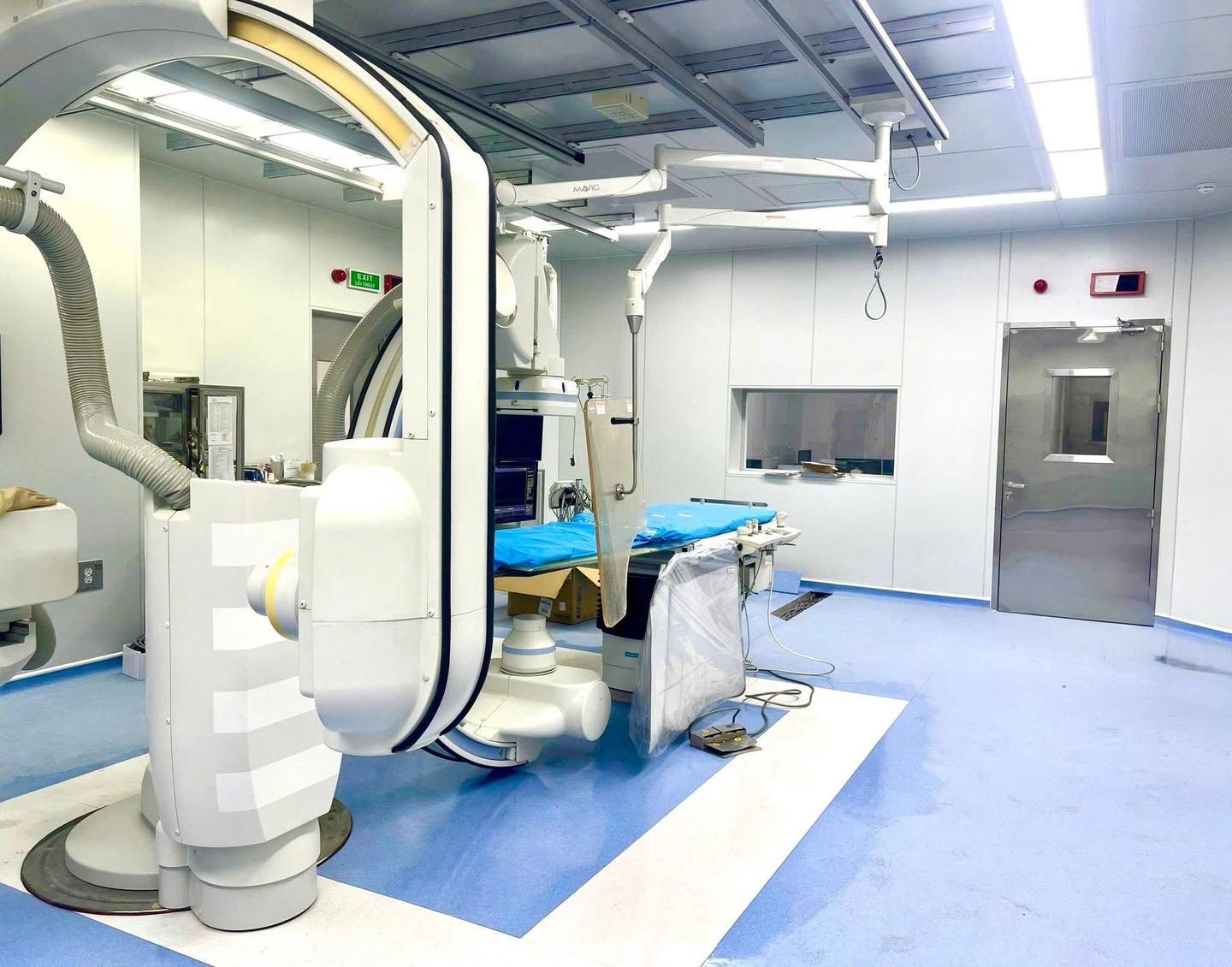 Khoa Tim mạch Bệnh viện 19-8 chính thức vận hành phòng can thiệp tim mạch theo tiêu chuẩn quốc tế - Ảnh 3. Khoa Tim mạch Bệnh viện 19-8 chính thức vận hành phòng can thiệp tim mạch theo tiêu chuẩn quốc tế - Ảnh 3.