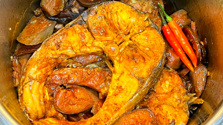 Cách làm cá trắm kho nghệ thơm ngon - Ảnh 2.