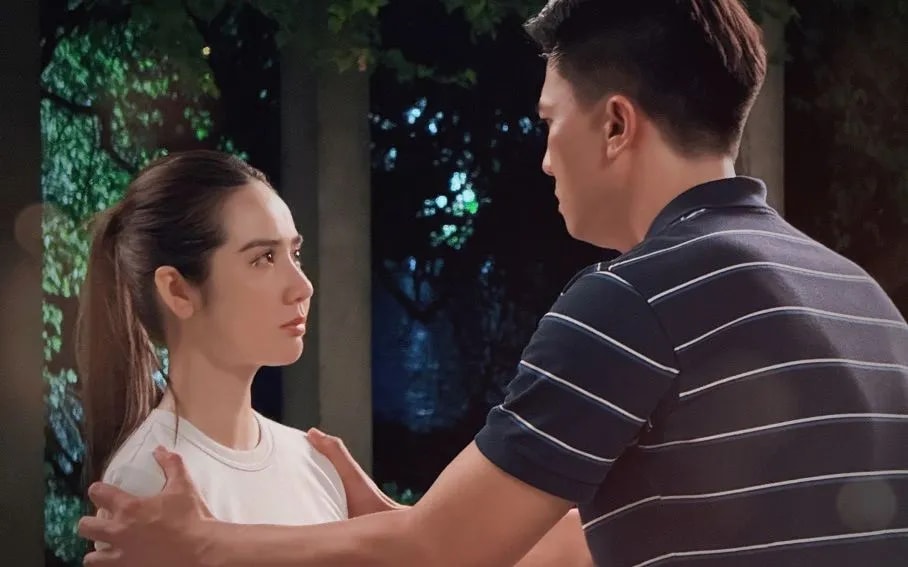 Nga không thừa nhận bán đứng Đức trong Cách em 1 milimet , Tú bị chỉ trích - Ảnh 3.