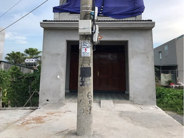 Cách hóa giải phong thủy cột điện trước cửa nhà để cuộc sống được bình an, hạnh phúc - Ảnh 3.