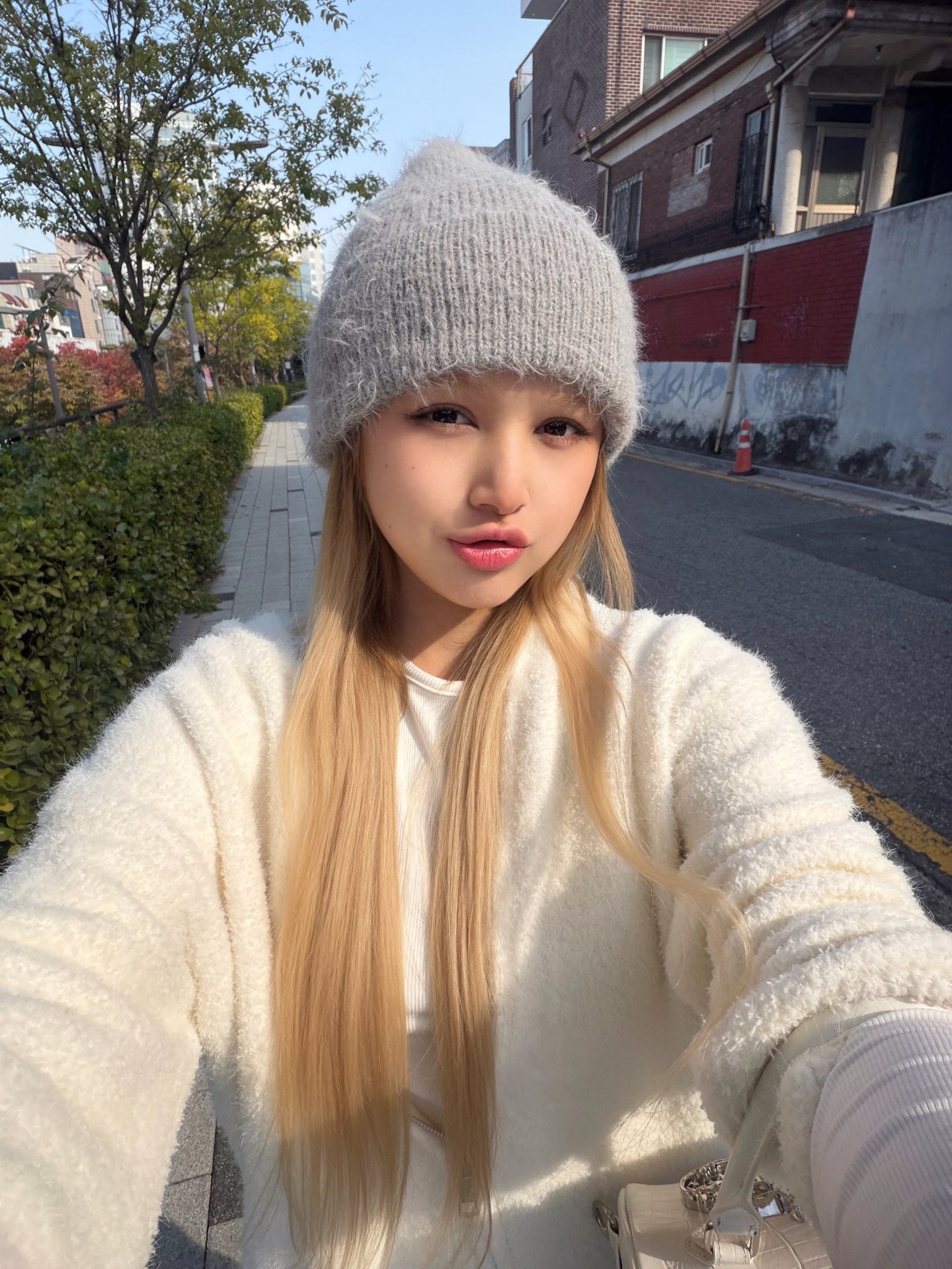 Xoài Non khoe body quyến rũ, phong cách Hàn Quốc sau thời gian tăng cân mất kiểm soát - Ảnh 6. Xoài Non khoe body quyến rũ, phong cách Hàn Quốc sau thời gian tăng cân mất kiểm soát - Ảnh 6.