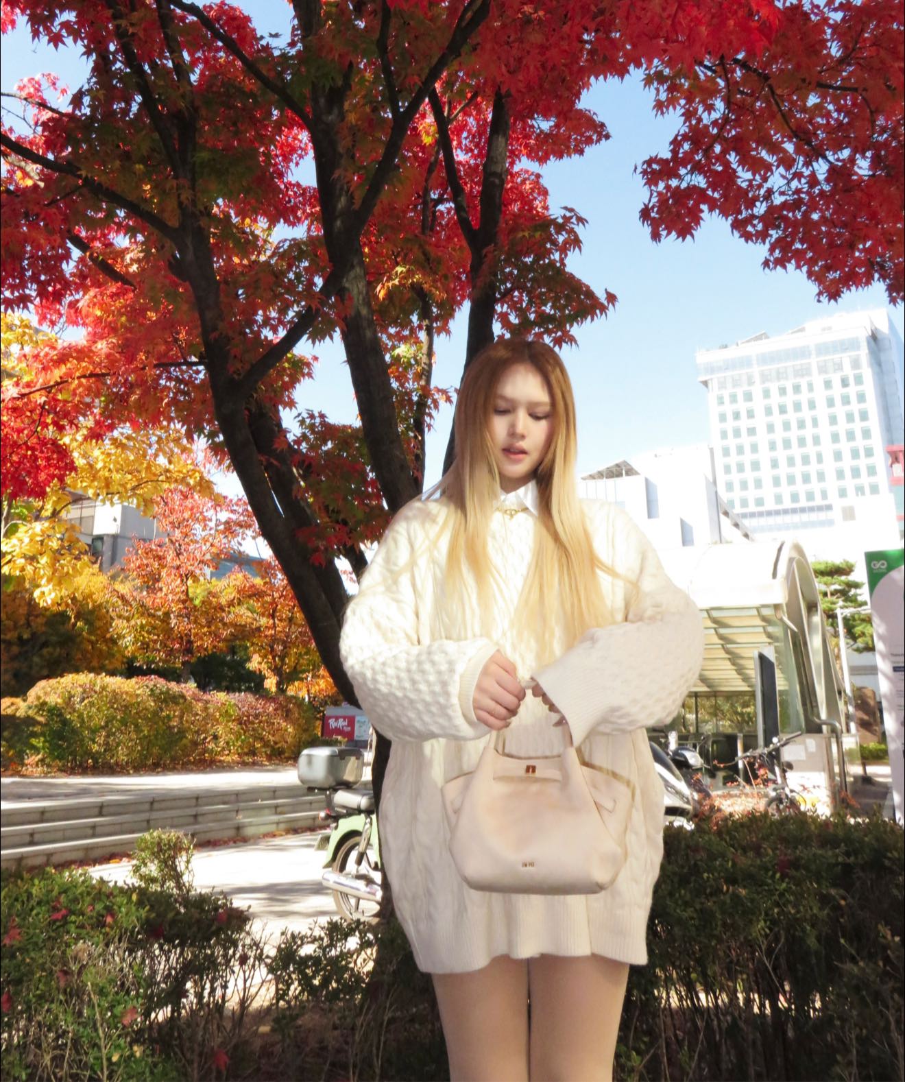 Xoài Non khoe body quyến rũ, phong cách Hàn Quốc sau thời gian tăng cân mất kiểm soát - Ảnh 11. Xoài Non khoe body quyến rũ, phong cách Hàn Quốc sau thời gian tăng cân mất kiểm soát - Ảnh 11.