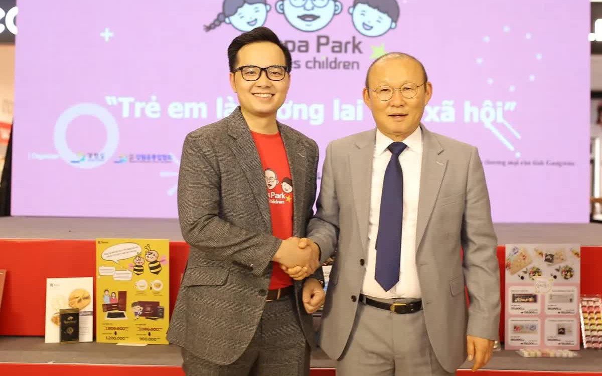 MC Quang Việt bất ngờ rời VTV sau 14 năm gắn bó