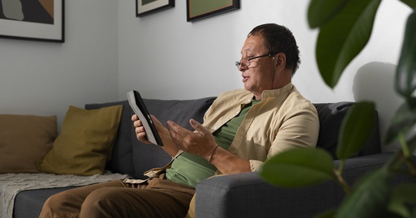 Tháng nào bố chồng cũng đưa cho tôi 10 triệu nhưng ngày thông gia đến thăm, câu ông nói khiến tôi chạnh lòng