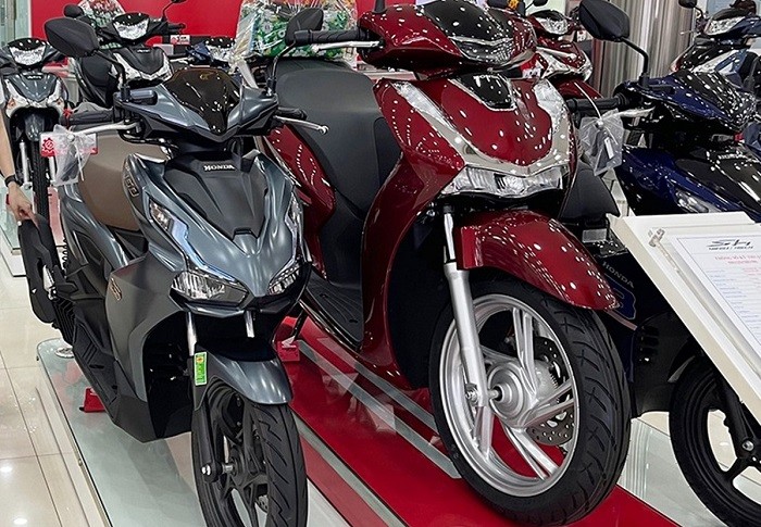Giá xe máy Honda tháng 11 giảm sốc , ưu đãi lớn cho người tiêu dùng - Ảnh 2. Giá xe máy Honda tháng 11 giảm sốc , ưu đãi lớn cho người tiêu dùng - Ảnh 2.