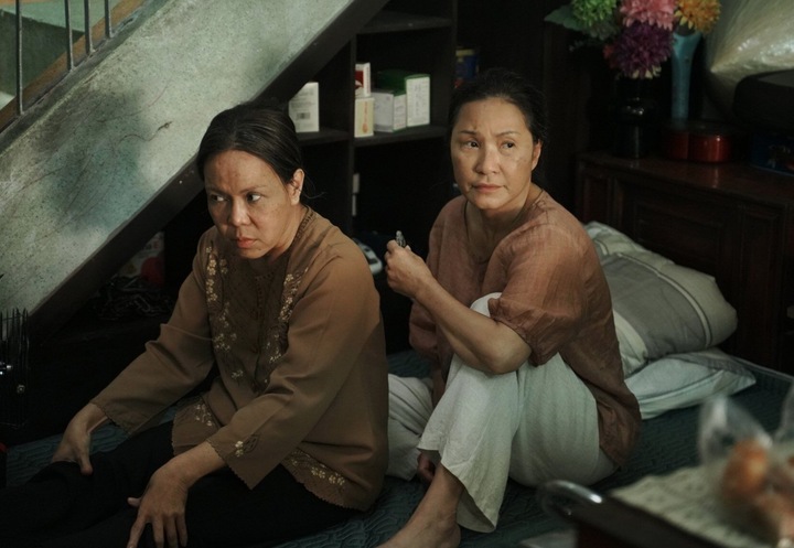 Độ giàu có của 2 nữ danh hài đóng phim điện ảnh đang gây sốt ngoài rạp - Ảnh 1.