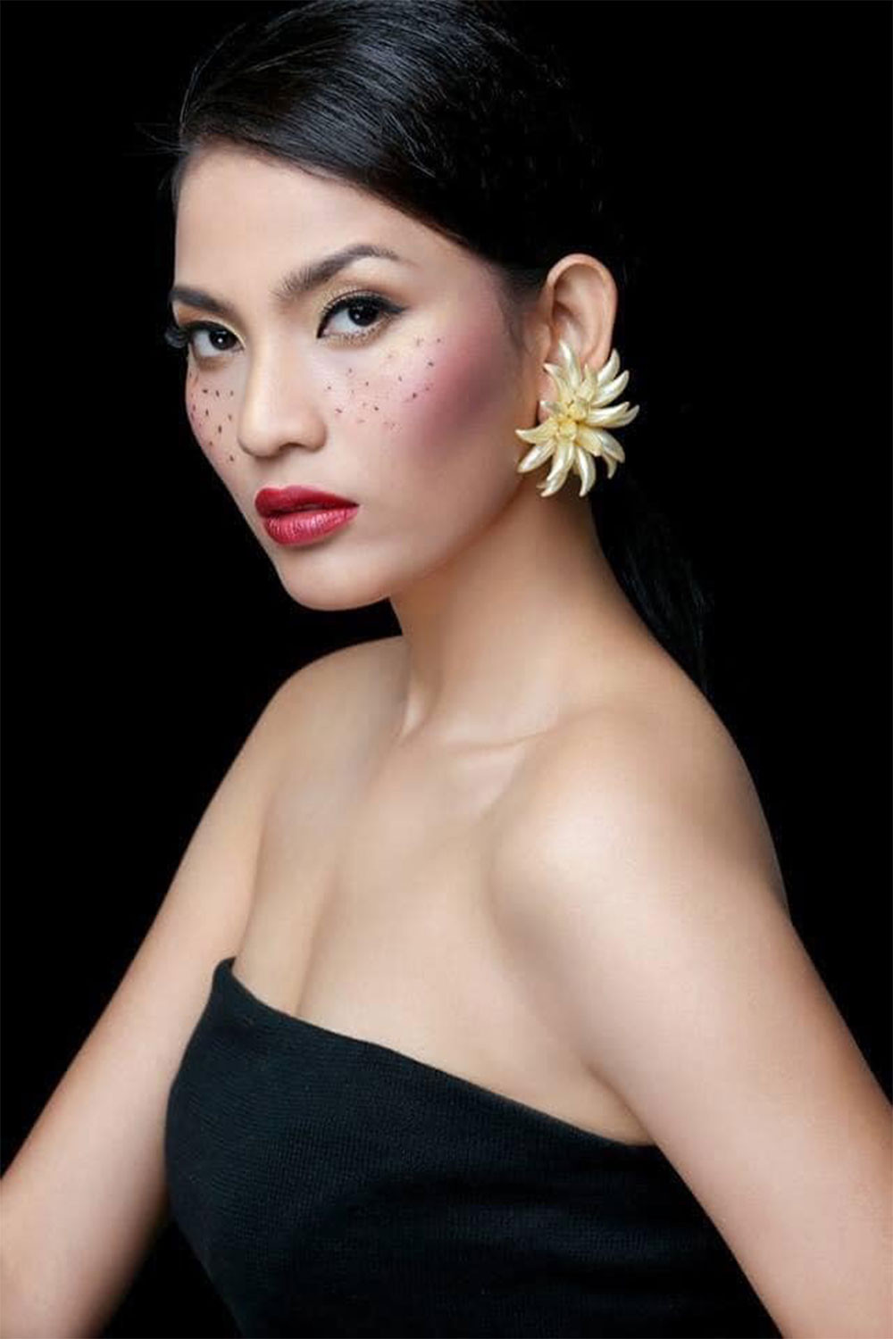 4 á hậu gương mặt đẹp nhất Việt Nam càng ngắm càng mê là ai? - Ảnh 15.