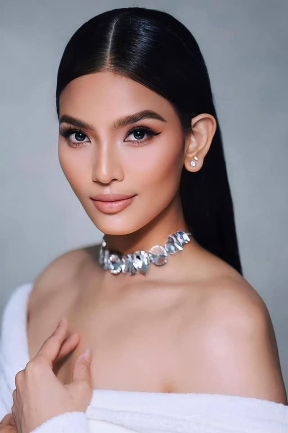 4 á hậu gương mặt đẹp nhất Việt Nam càng ngắm càng mê là ai? - Ảnh 13.