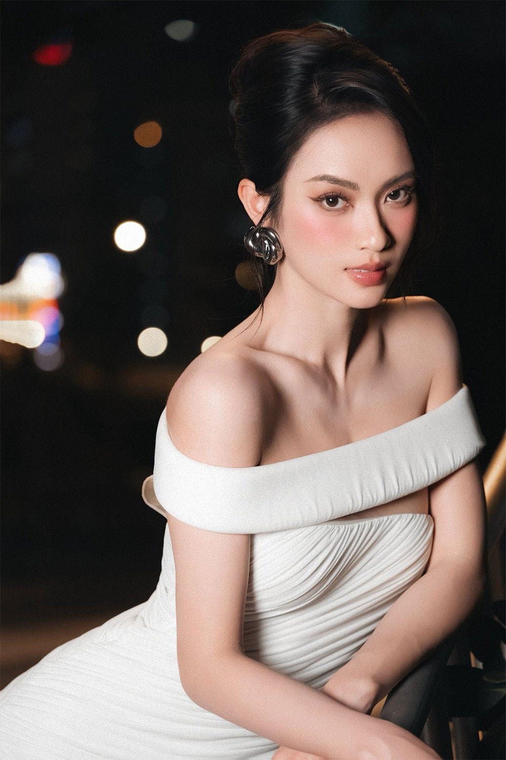 4 á hậu gương mặt đẹp nhất Việt Nam càng ngắm càng mê là ai? - Ảnh 11.