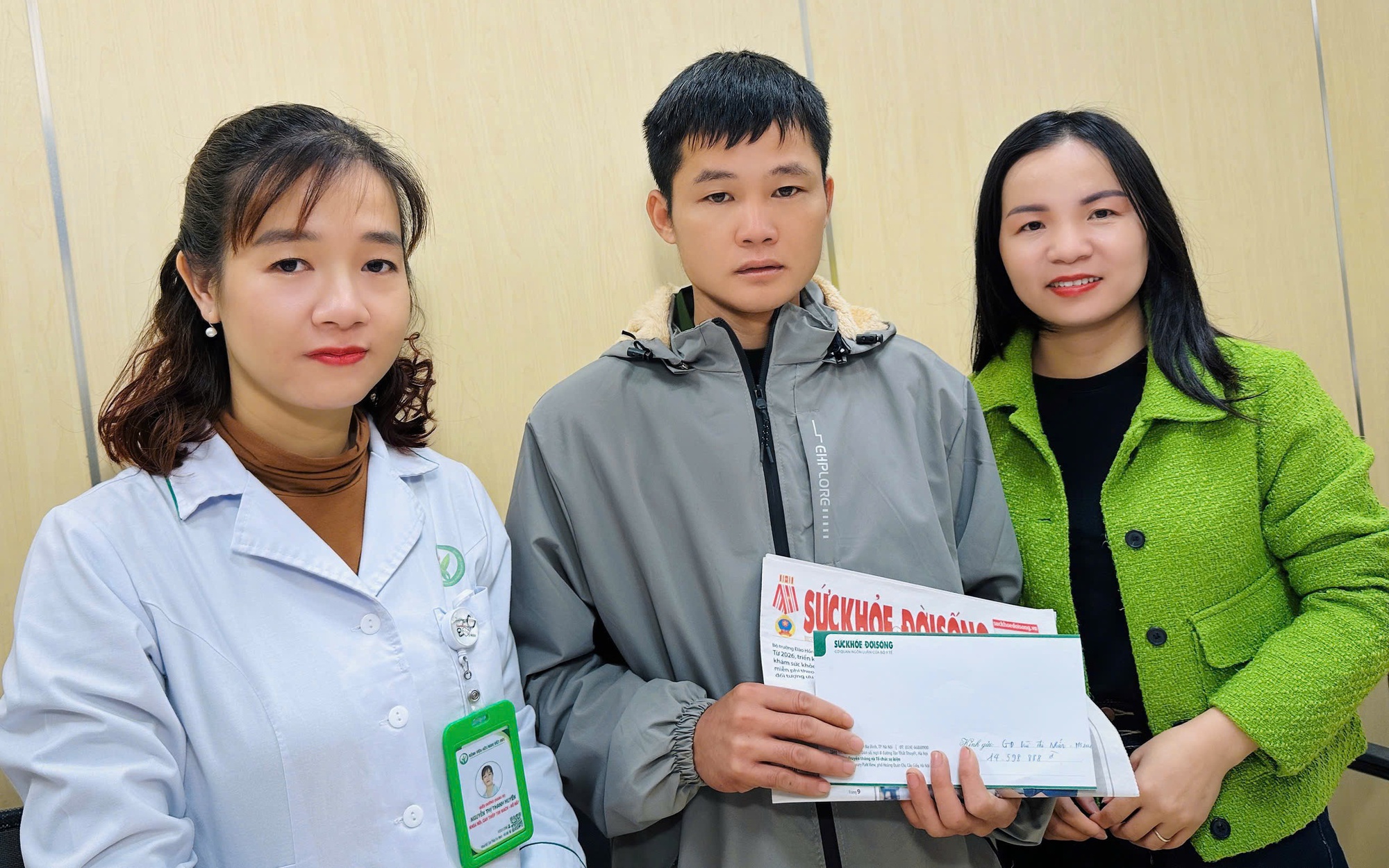 Vòng tay nhân ái: Những tấm lòng hảo tâm cứu giúp hoàn cảnh khó khăn tại bệnh viện Việt Đức - Ảnh 3.