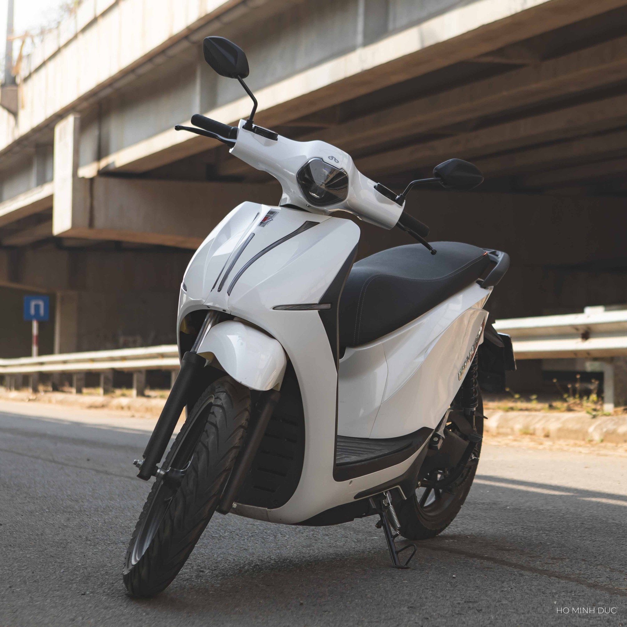 Giá xe máy điện ở Việt Nam: Ưu đãi sốc và công nghệ hiện đại - Ảnh 2. Giá xe máy điện ở Việt Nam: Ưu đãi sốc và công nghệ hiện đại - Ảnh 2.