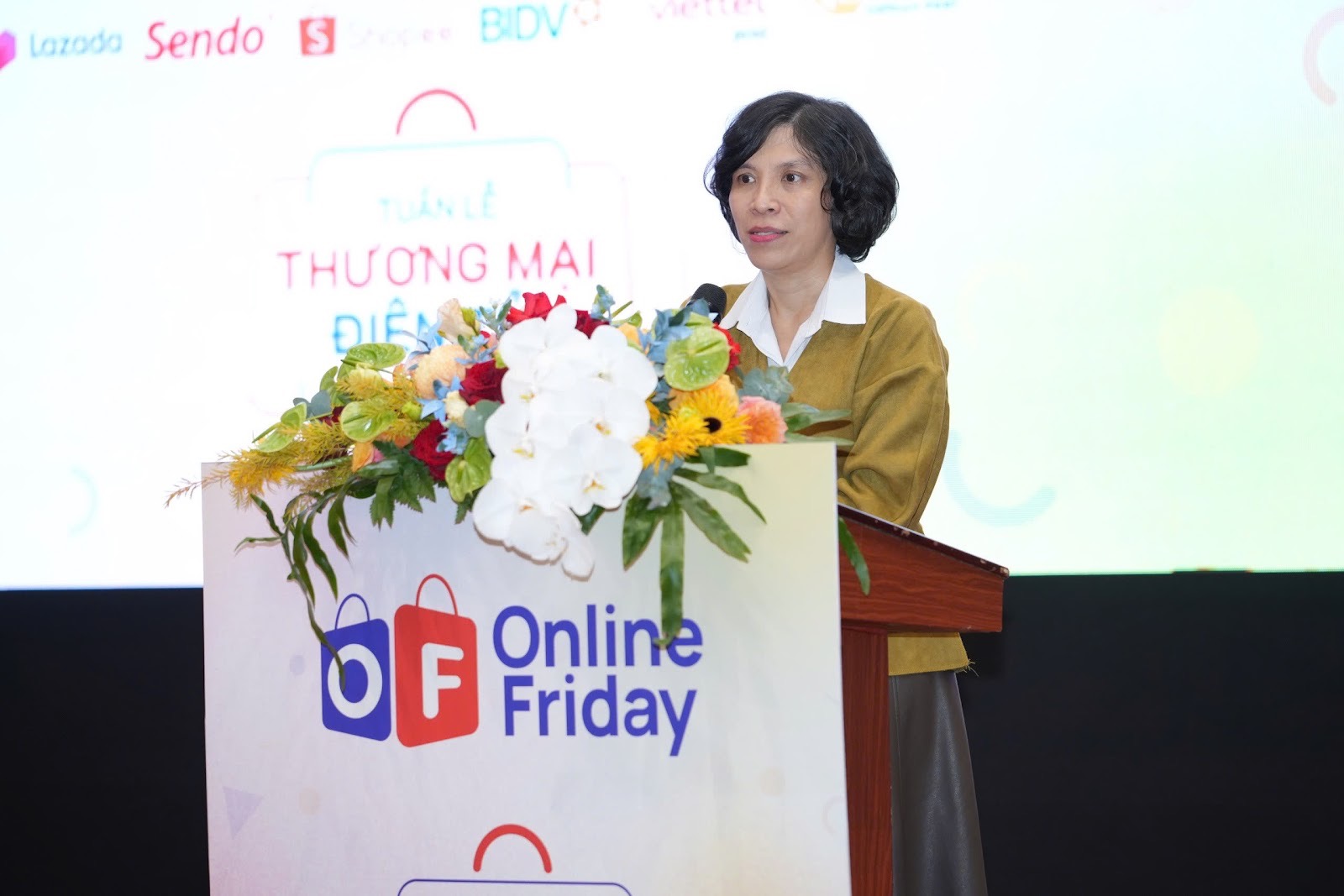 Bảo vệ người tiêu dùng trong mua sắm trực tuyến với Online Friday 2025 - Ảnh 1.