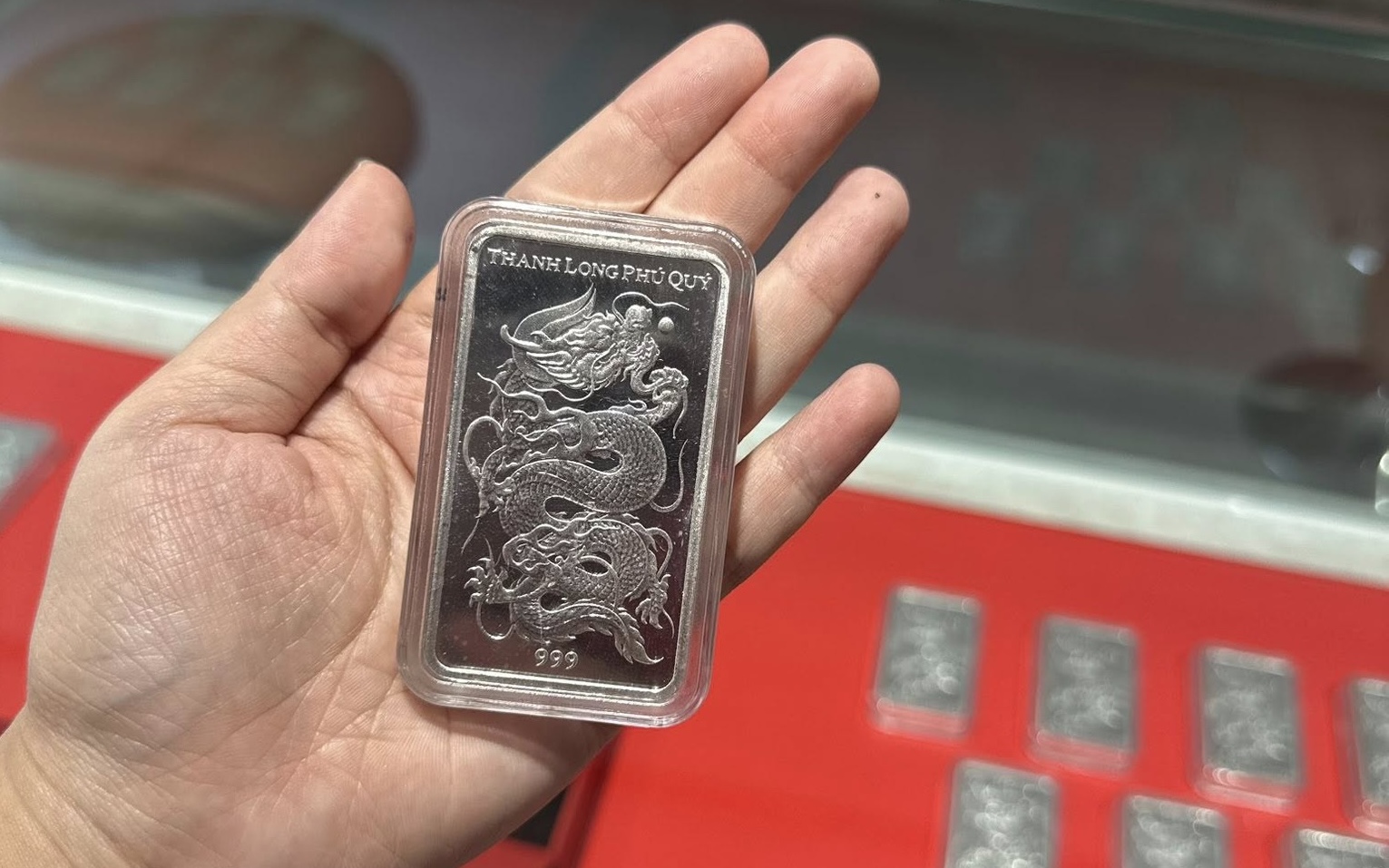 Giá bạc hôm nay 6 / 11: Thị trường phục hồi , giá gần 51 triệu đồng / kg - Ảnh 1. Giá bạc hôm nay 6 / 11: Thị trường phục hồi , giá gần 51 triệu đồng / kg - Ảnh 1.