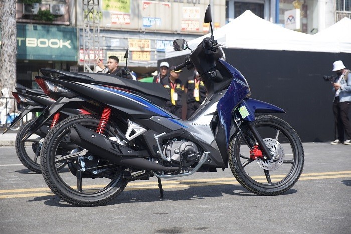 Giá xe Honda Wave RSX FI giảm mạnh , cạnh tranh với Wave Alpha và Future - Ảnh 7. Giá xe Honda Wave RSX FI giảm mạnh , cạnh tranh với Wave Alpha và Future - Ảnh 7.