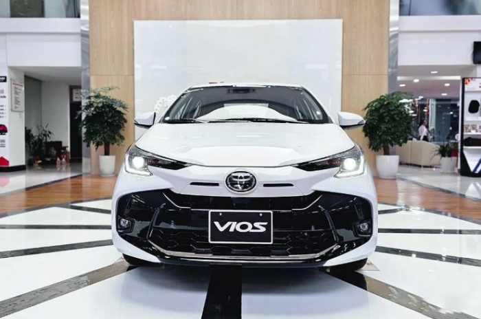 Giá lăn bánh Toyota Vios mới nhất giảm sốc , ngang Kia Morning và Hyundai Grand i10 - Ảnh 3. Giá lăn bánh Toyota Vios mới nhất giảm sốc , ngang Kia Morning và Hyundai Grand i10 - Ảnh 3.