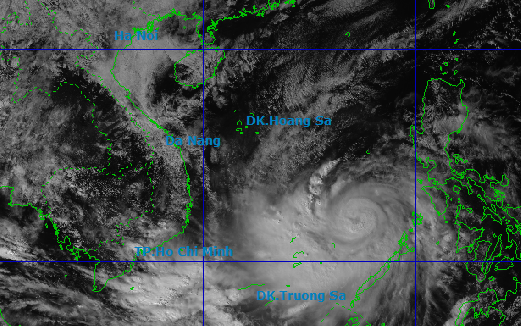 Tin bão mới nhất: Bão Kalmaegi giật cấp 17 nguy hiểm, miền Trung chuẩn bị đón đợt mưa rất lớn