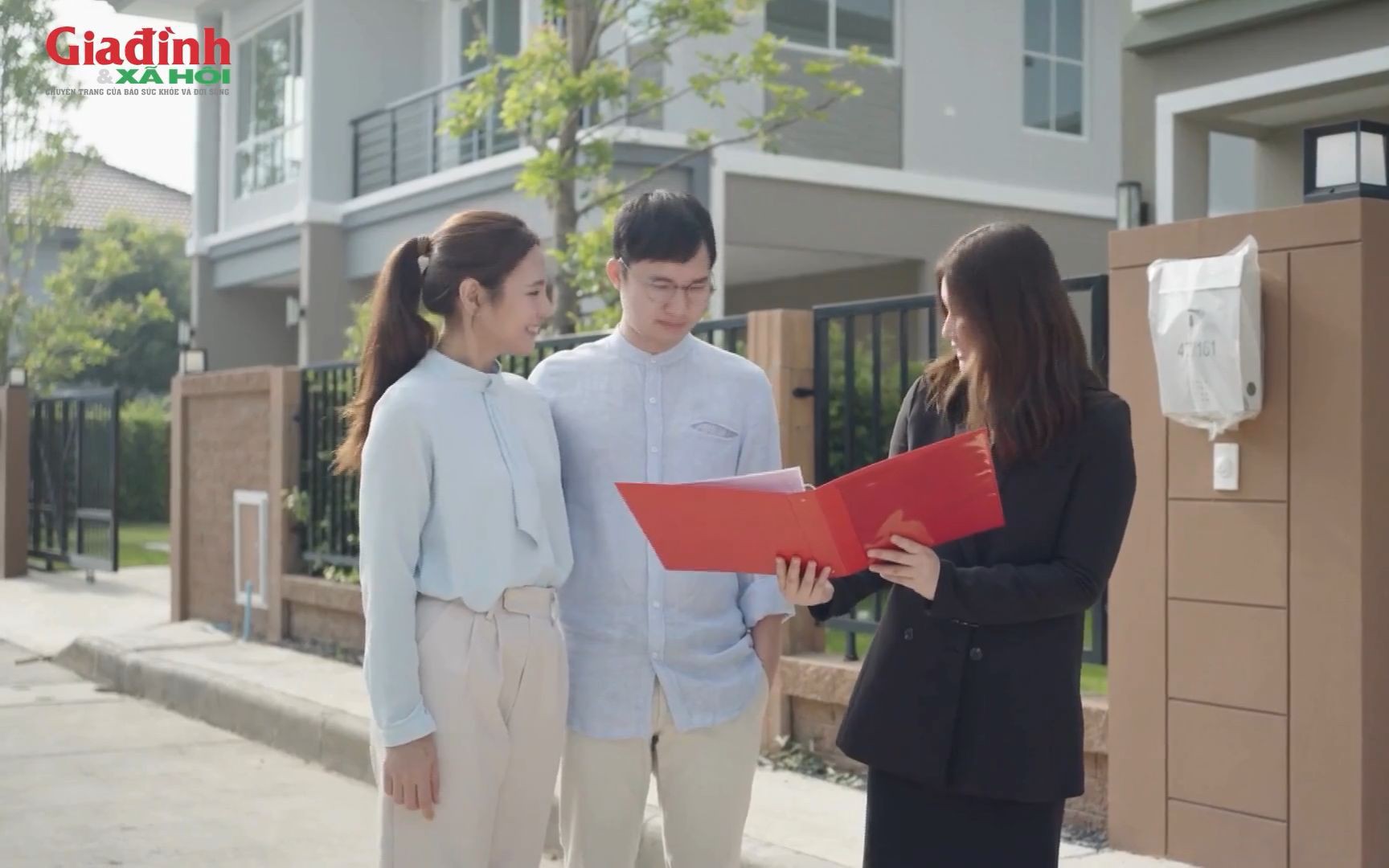 Những rủi ro rình rập khi mua bán nhà đất: Góc nhìn từ một môi giới lâu năm - Ảnh 2. Những rủi ro rình rập khi mua bán nhà đất: Góc nhìn từ một môi giới lâu năm - Ảnh 2.