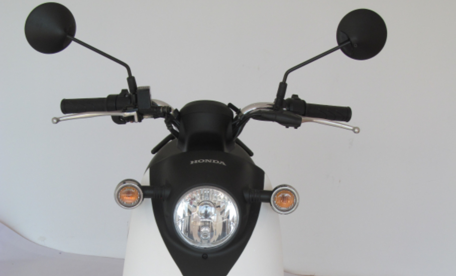 Trải nghiệm xe máy điện của Honda giá 13,8 triệu đồng bán ở Việt Nam thiết kế nhỏ gọn, động cơ khỏe, pin bền, rẻ hơn cả Wave Alpha - Ảnh 3. Trải nghiệm xe máy điện của Honda giá 13,8 triệu đồng bán ở Việt Nam thiết kế nhỏ gọn, động cơ khỏe, pin bền, rẻ hơn cả Wave Alpha - Ảnh 3.