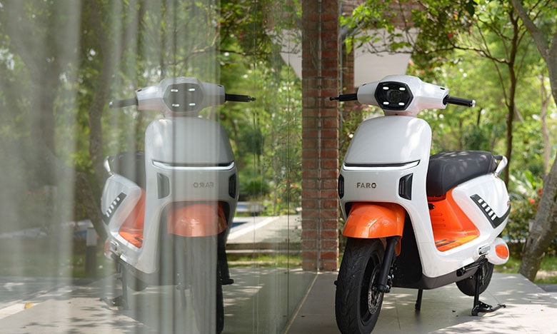 Xe máy điện giá 19,9 triệu đồng ở Việt Nam đẹp cổ điển, pin bền, có cả Smartkey và ABS, rẻ hơn cả Vision, xe số Wave Alpha - Ảnh 2. Xe máy điện giá 19,9 triệu đồng ở Việt Nam đẹp cổ điển, pin bền, có cả Smartkey và ABS, rẻ hơn cả Vision, xe số Wave Alpha - Ảnh 2.