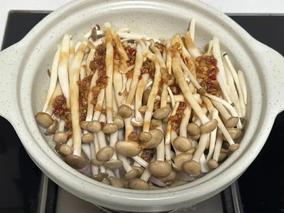 Bữa cơm mùa đông của người "sành ăn" không thể thiếu món cá này: Dễ nấu mà ngon thơm nức lòng, ai cũng phải khen!- Ảnh 4.