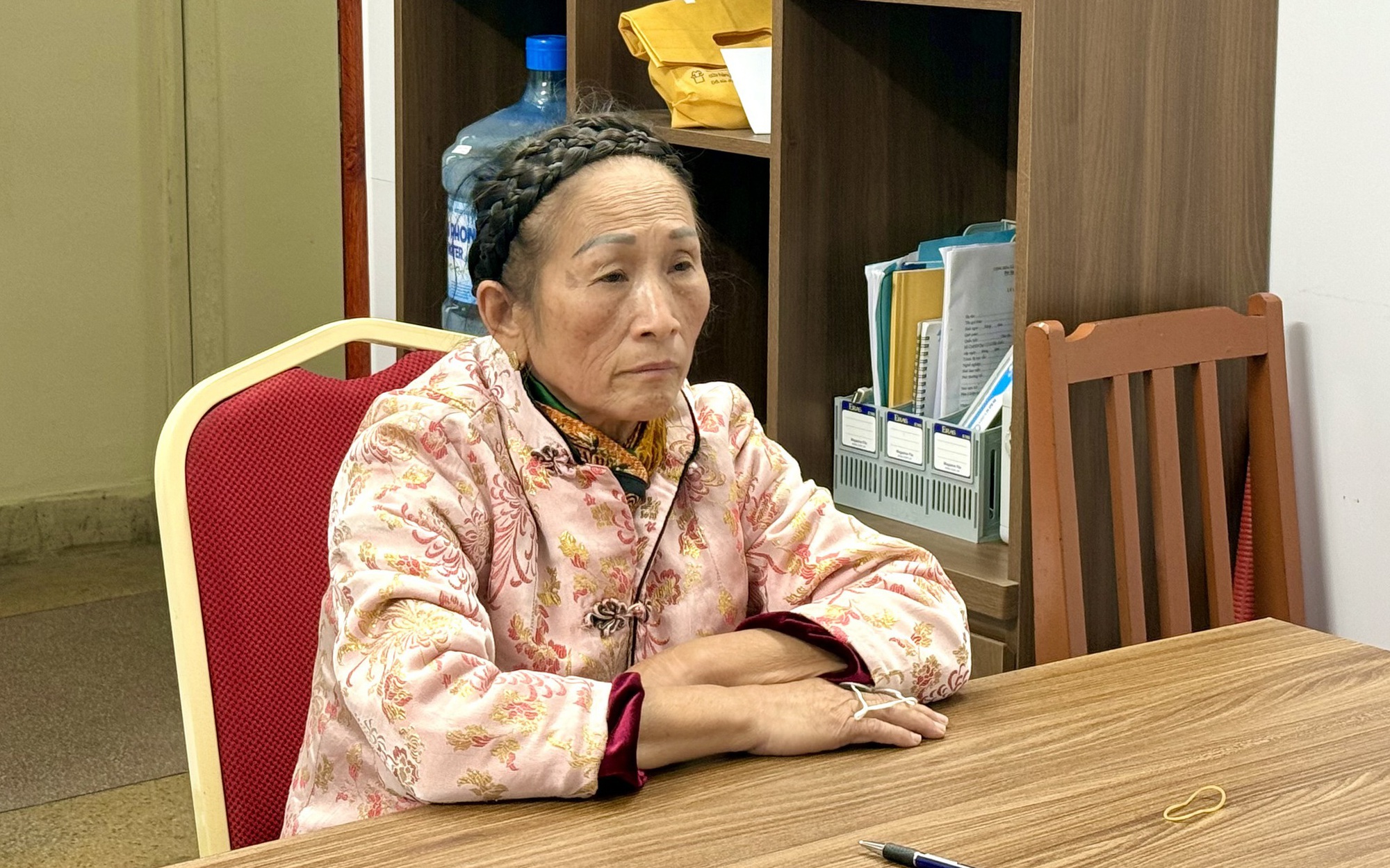 Bị bắt sau 36 năm trốn truy nã vì dùng súng AK đi cướp tài sản - Ảnh 2.