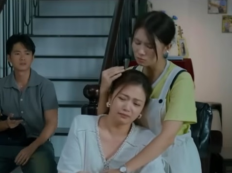 NSƯT Kiều Anh yếu đuối , đỏng đảnh trong phim Gia đình trái dấu phát sóng trên VTV3 - Ảnh 3. NSƯT Kiều Anh yếu đuối , đỏng đảnh trong phim Gia đình trái dấu phát sóng trên VTV3 - Ảnh 3.