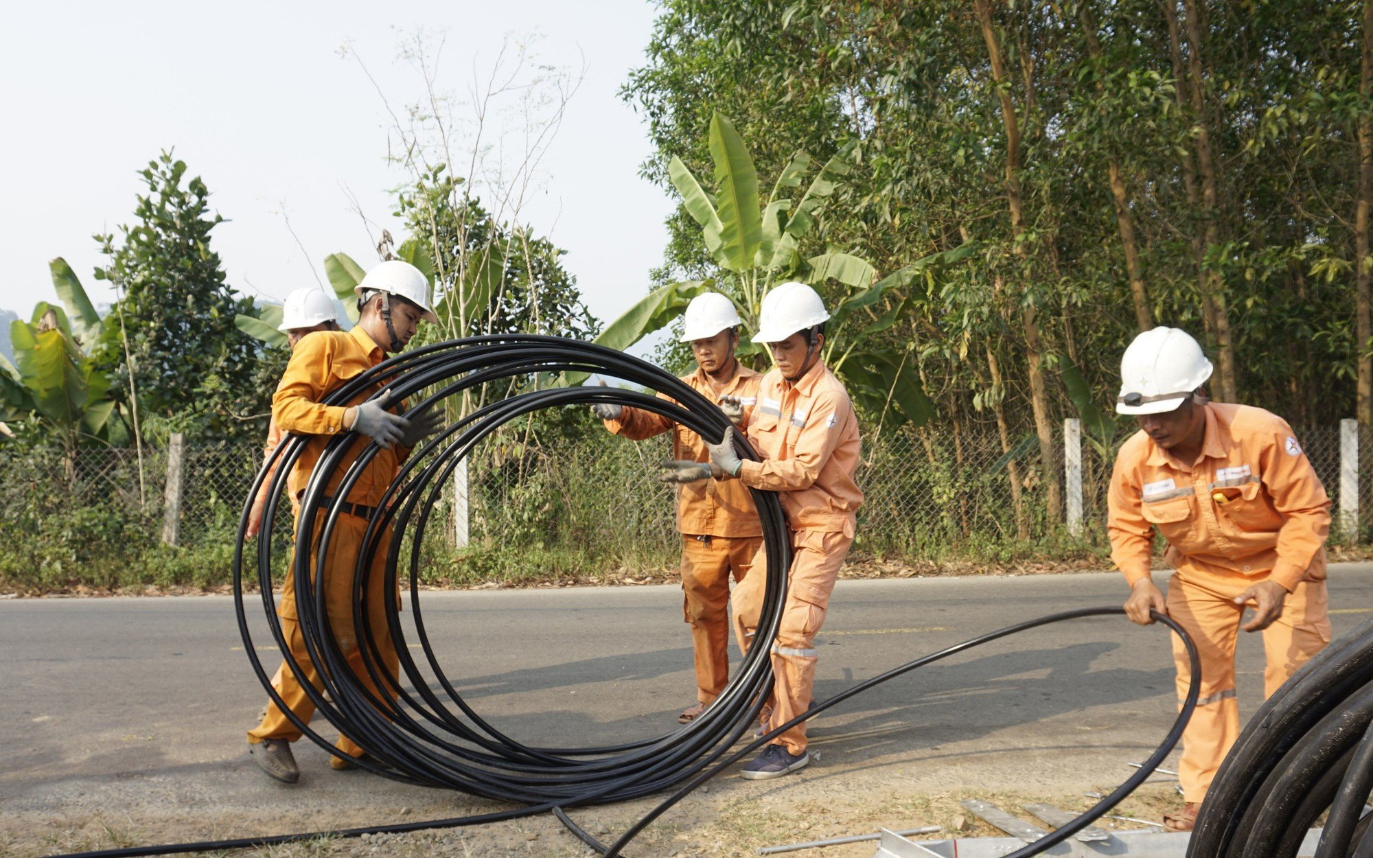 Lịch cúp điện An Giang (Kiên Giang cũ) từ ngày 2-7/12/2025: Cúp điện liên tục 12 tiếng/ngày nhiều khu dân cư và tuyến đường